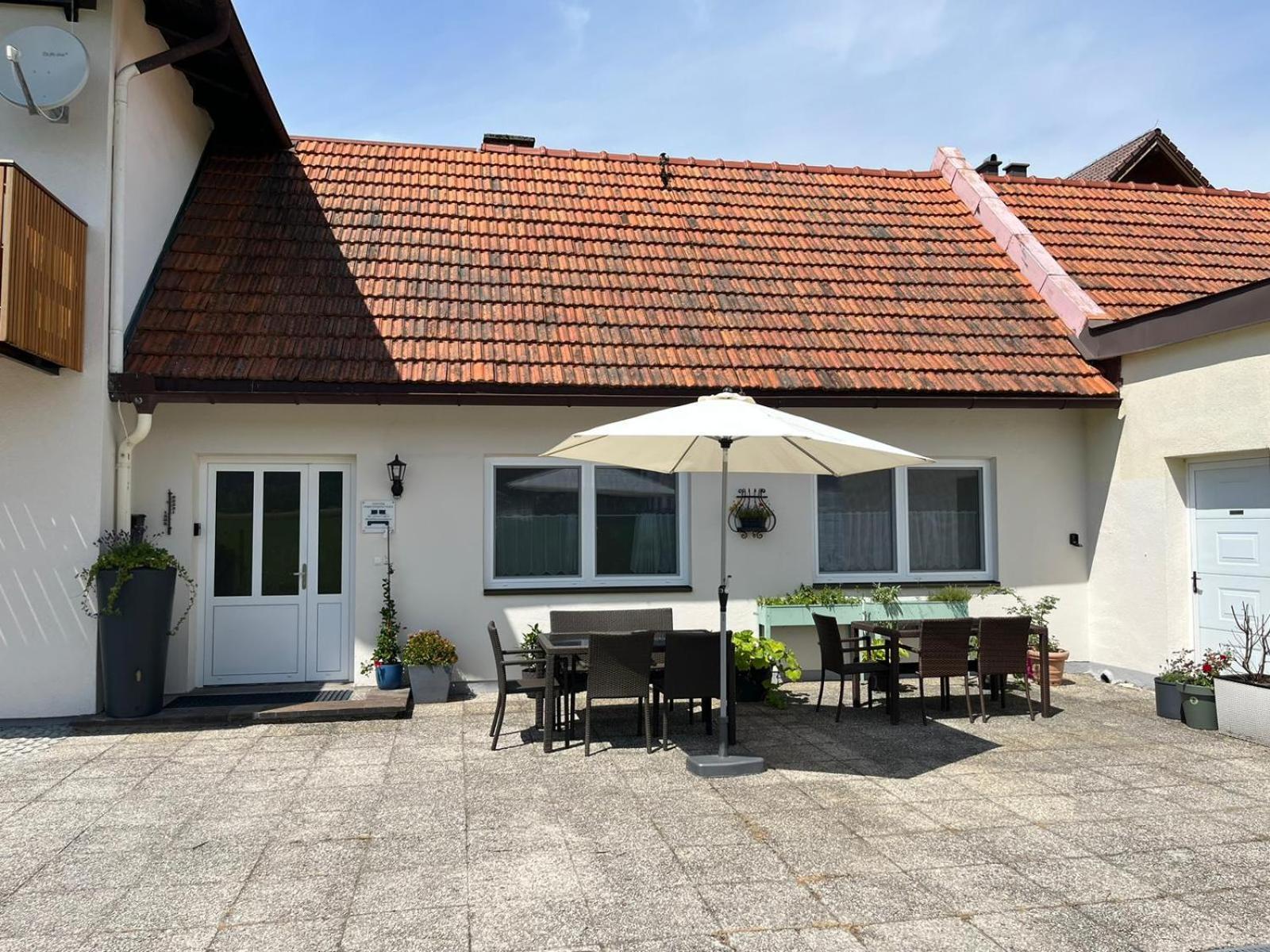 Danner Familien-Ferienwohnungen Schoerfling Am Attersee Ngoại thất bức ảnh