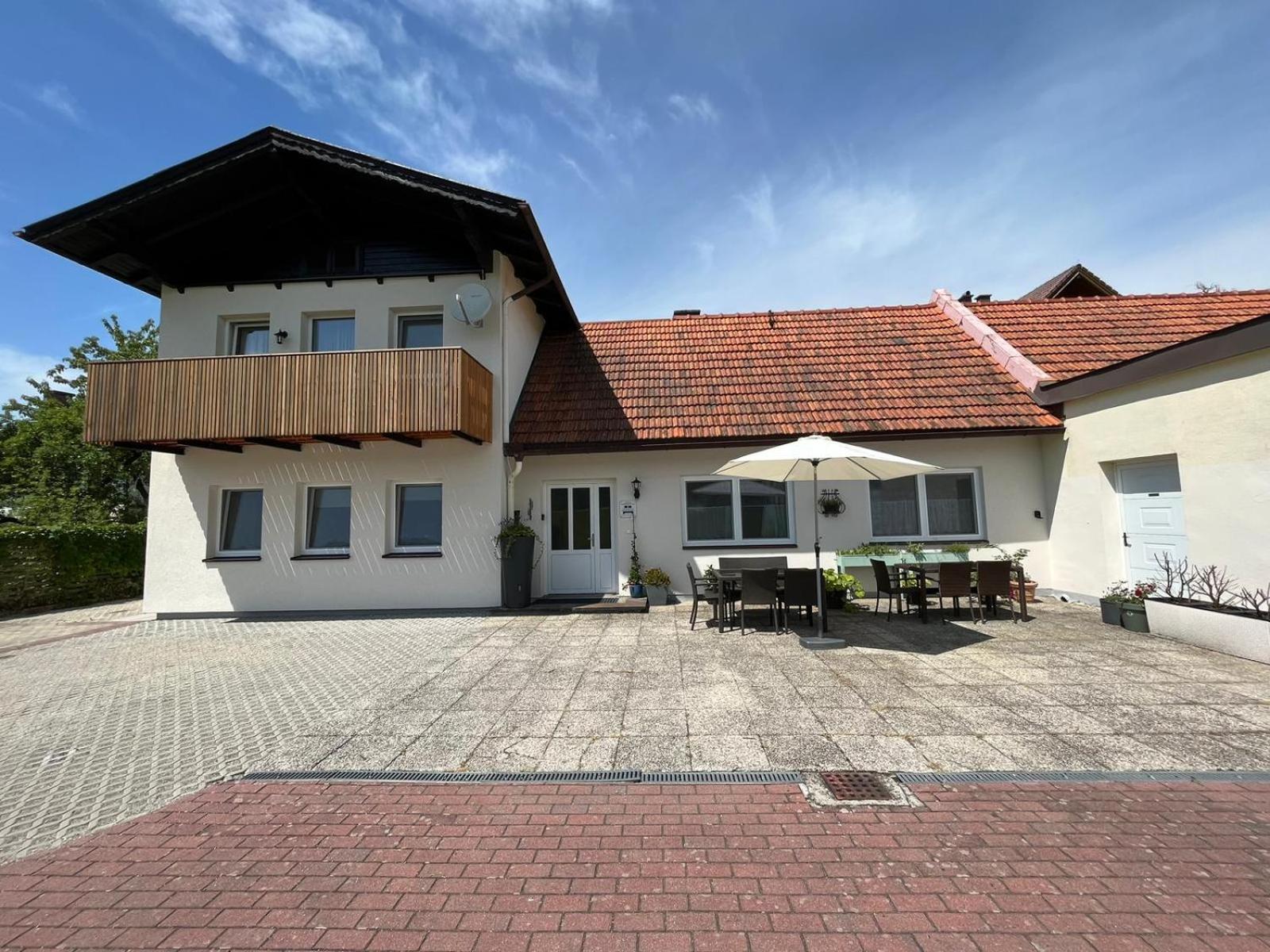Danner Familien-Ferienwohnungen Schoerfling Am Attersee Ngoại thất bức ảnh